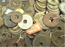 バラバラの古銭