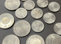 バラバラの古銭