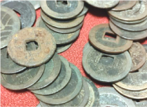 ケースのない記念硬貨